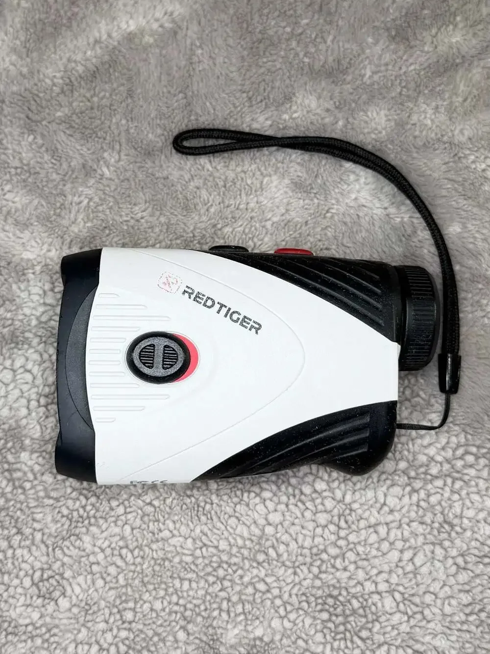 REDTIGER GolfVue Series 1 1200 Yards Laser Rangefinder with Slope, Magnetic Hold